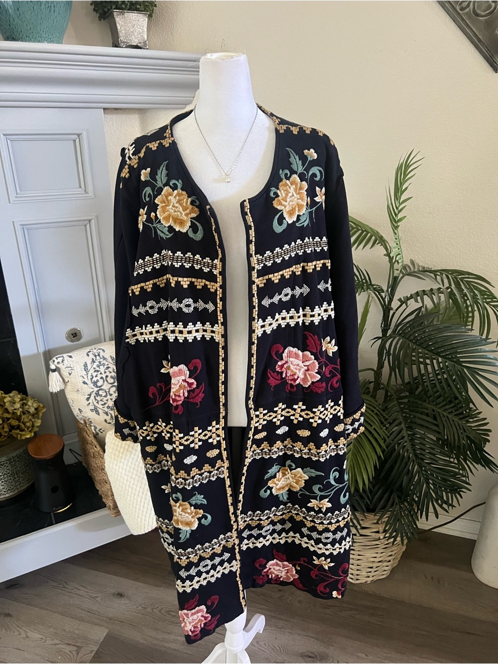 Johnny Was Black Embroidered Floral Open Front Coat - Picture 3 of 11